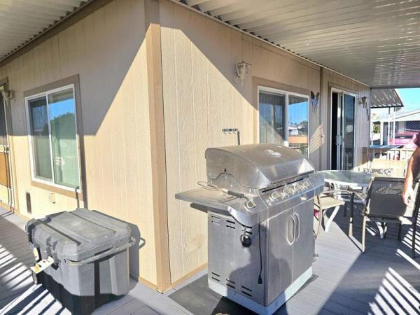 1984 Cavco Manufactured Home