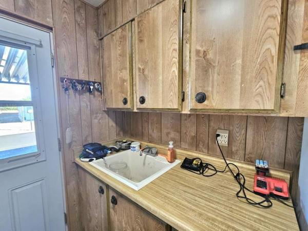 1984 Cavco Manufactured Home