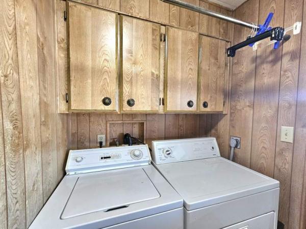 1984 Cavco Manufactured Home