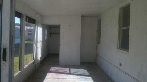 1987 West Manufactured Home