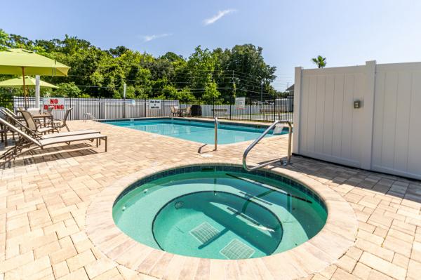 1987 West Manufactured Home