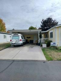 1985 Fleetwood Berkshire Manufactured Home