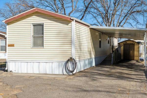 2000 Oak Manufactured Home