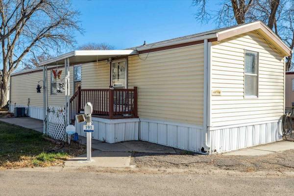 2000 Oak Manufactured Home