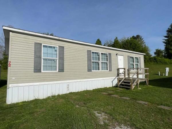 Photo 1 of 2 of home located at 72 Appaloosa Trl Corbin, KY 40701