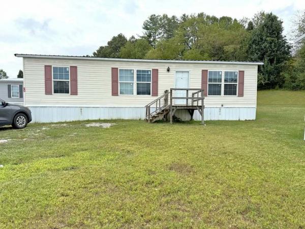 Photo 1 of 2 of home located at 80 Appaloosa Trl Corbin, KY 40701