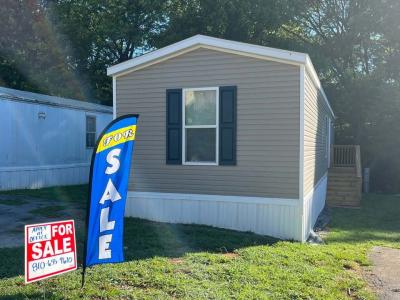 Mobile Home at 2580 Browder Hollow Rd Site 93, Lenoir City, TN 37771