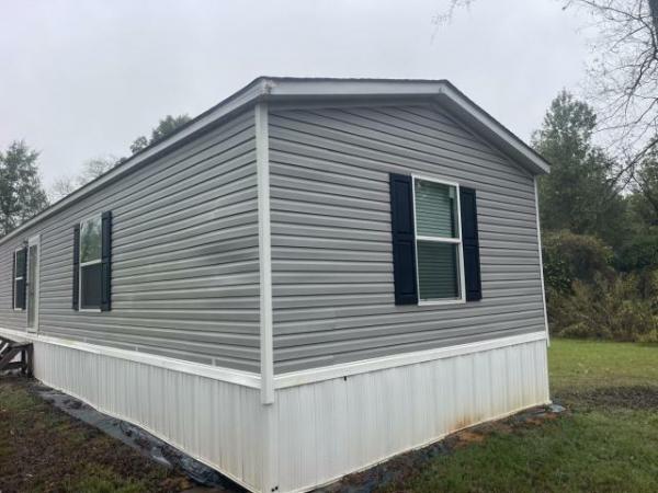 Photo 1 of 2 of home located at Mobile Home Masters 12010 Tx-31 Tyler, TX 75705