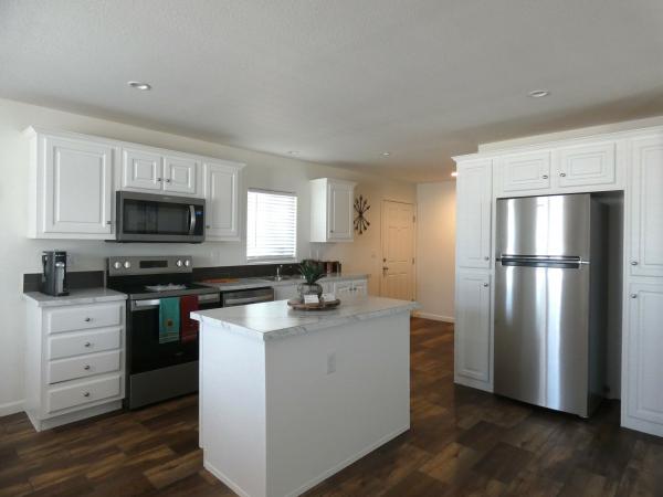 2025 Champion SRE2844PC Mobile Home