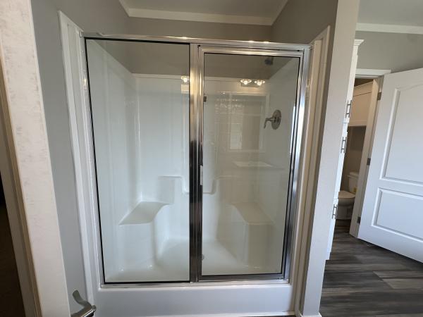 2021 Clayton 32DEV28603AH21 Mobile Home