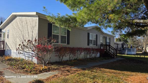 2017 Redman Advantage Mobile Home For Sale