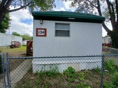Mobile Home at 868 E Commerce St, Lot 124 Bridgeton, NJ 08302