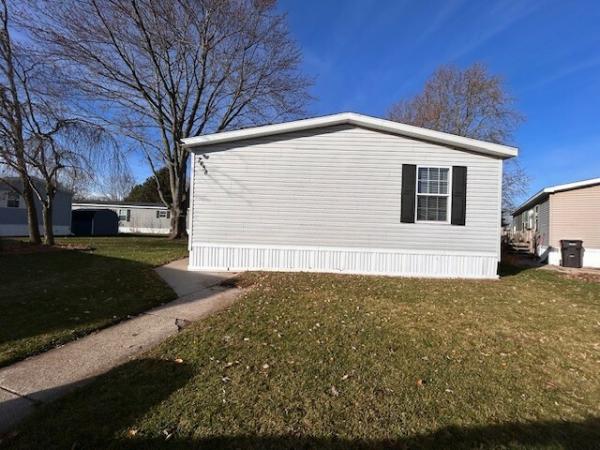 2016 Clayton MDC3784971INAB Mobile Home