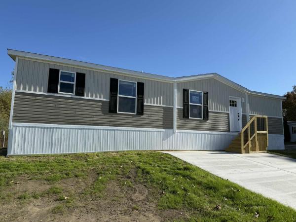 Photo 1 of 1 of home located at 309 White Pine Davison, MI 48423