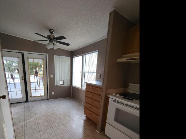 1989 FLEETWOOD Mobile Home