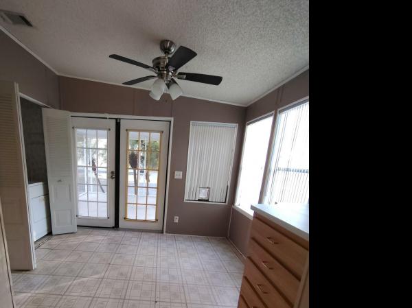 1989 FLEETWOOD Mobile Home