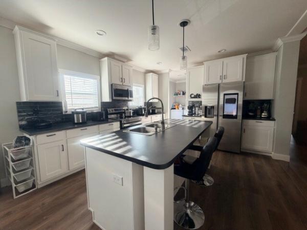 2025 Clatyon 32DEV28604A Mobile Home