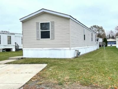 Photo 2 of 12 of home located at 458 Alanna Lane Lynwood, IL 60411