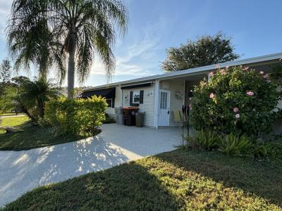 Photo 4 of 18 of home located at 54 Darby Cay Vero Beach, FL 32966