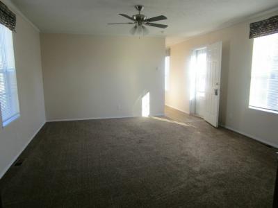 Photo 3 of 15 of home located at 23657 Hickory Lane Brownstown, MI 48174