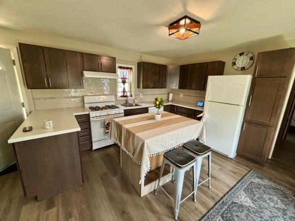 1988 Parkwood mobile Home