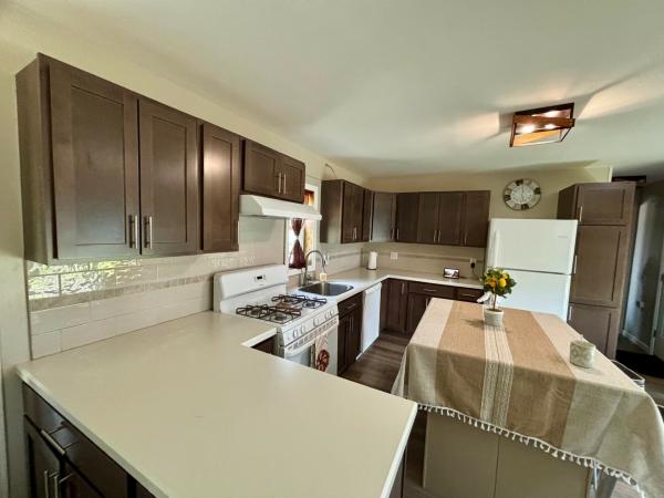 1988 Parkwood mobile Home