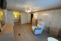 1981 HOME Unknown Mobile Home