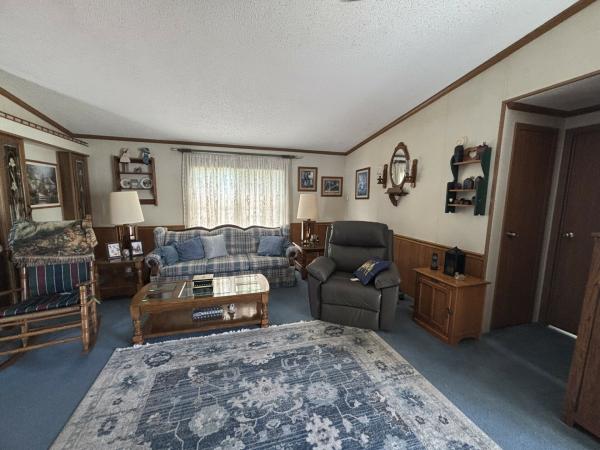 1991 Victorian mobile Home