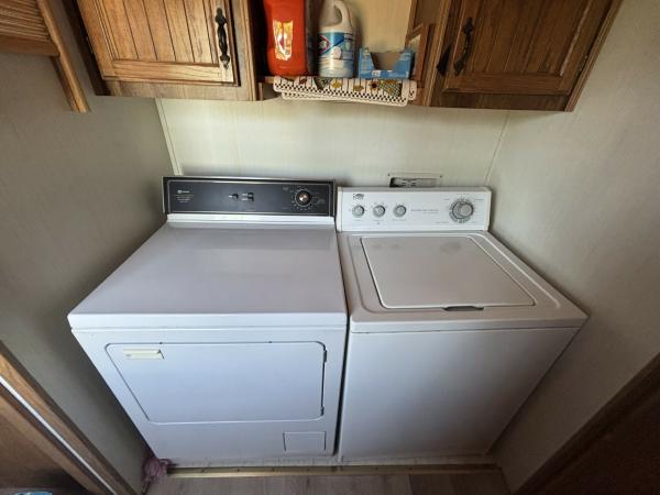 1991 Victorian mobile Home