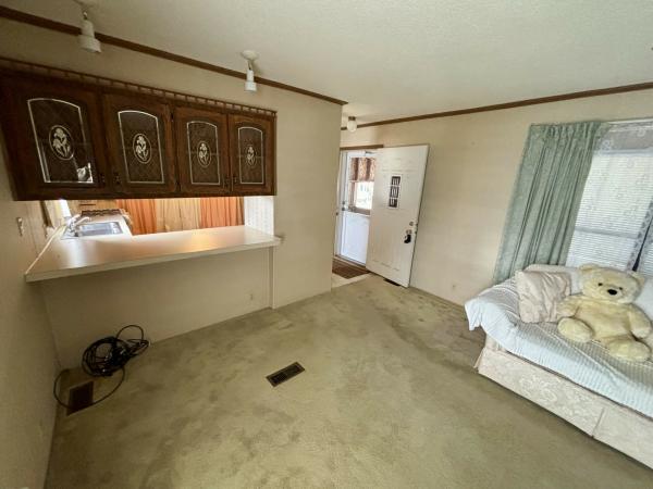 1988 Victorian mobile Home