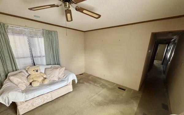 1988 Victorian mobile Home