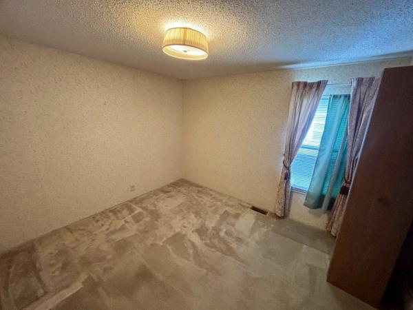 1988 Victorian mobile Home