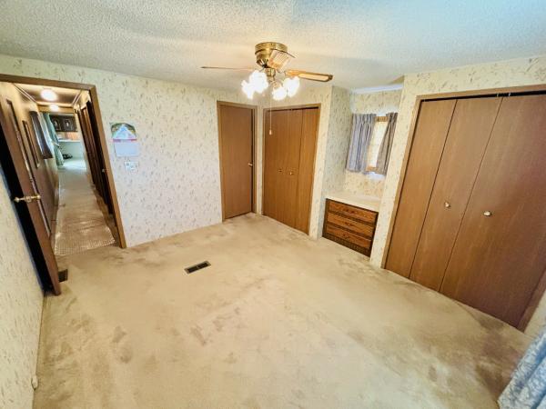 1988 Victorian mobile Home