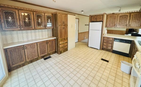 1989 Victorian mobile Home