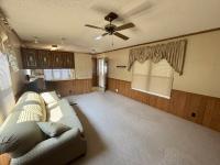 1989 Victorian mobile Home