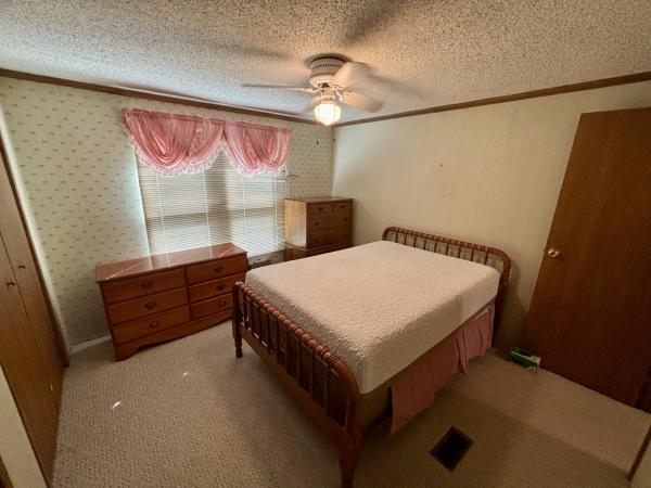 1989 Victorian mobile Home