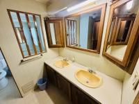 1989 Victorian mobile Home