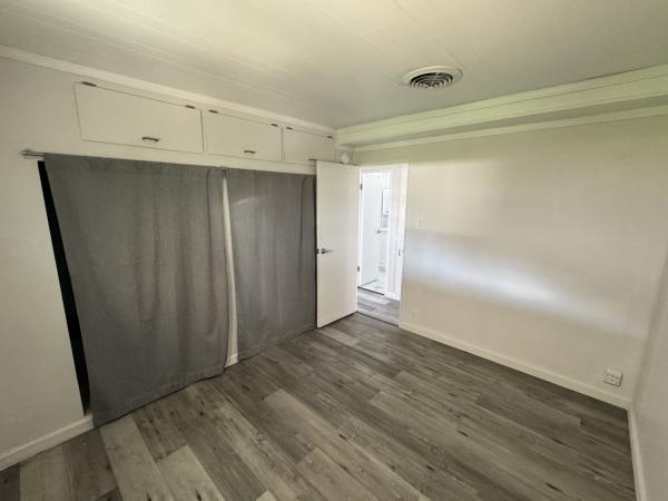 1964 Roadliner N/A Mobile Home