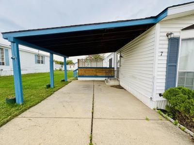 Photo 5 of 15 of home located at 7 Minute Ln. Hamburg, NY 14075