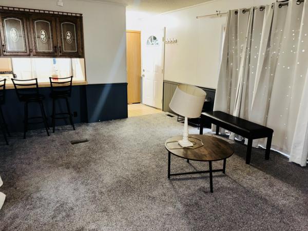 1989 Victorian mobile Home