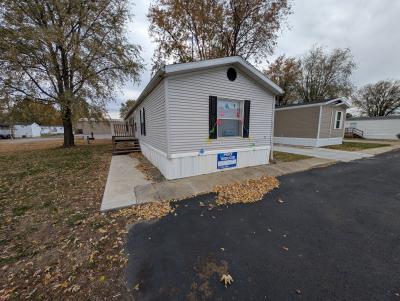 Mobile Home at 829 Nottingham Lane Jacksonville, IL 62650