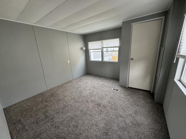 1975 Homette mobile Home