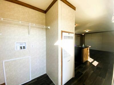 Photo 4 of 34 of home located at 114 N. Erie Drive Fort Pierce, FL 34946