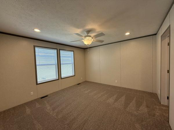 2026 clayton 95PLH28563IH25S Mobile Home