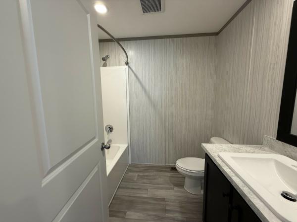 2026 clayton 95PLH28563IH25S Mobile Home