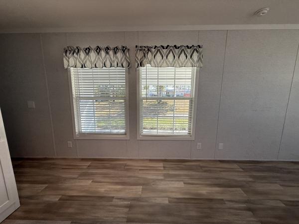 2023 Fleetwood Economy 16602Y Mobile Home