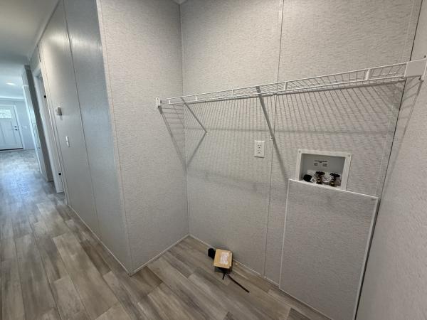 2023 Fleetwood Economy 16602Y Mobile Home