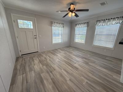 Photo 2 of 35 of home located at 6607 A Lakewood Dr Lot 0033 Ocala, FL 34480