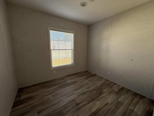 2023 Fleetwood Economy 16602Y Mobile Home