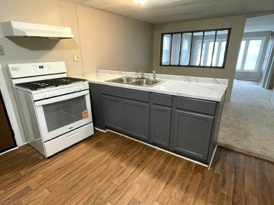 Photo 4 of 17 of home located at 102 Bolzano Court Lynwood, IL 60411